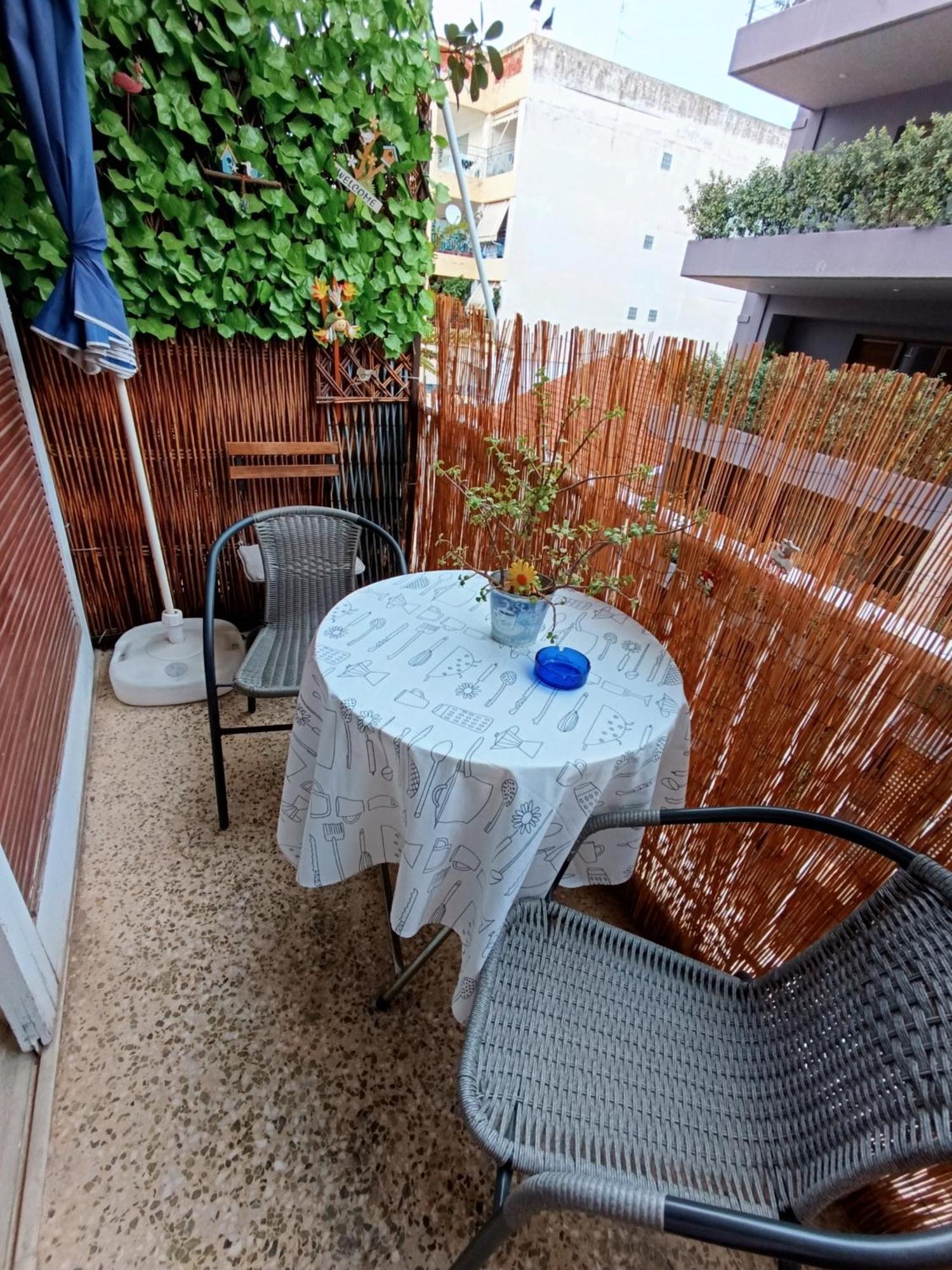 Chryssa - Χρυσα Lägenhet Patras Exteriör bild
