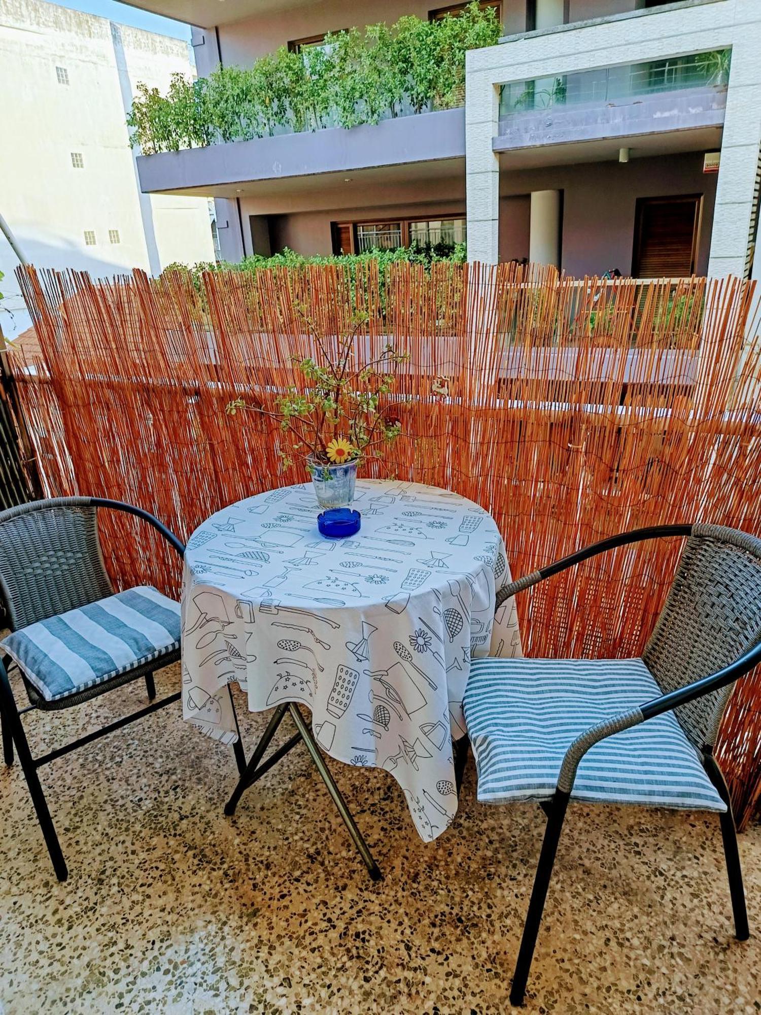 Chryssa - Χρυσα Lägenhet Patras Exteriör bild