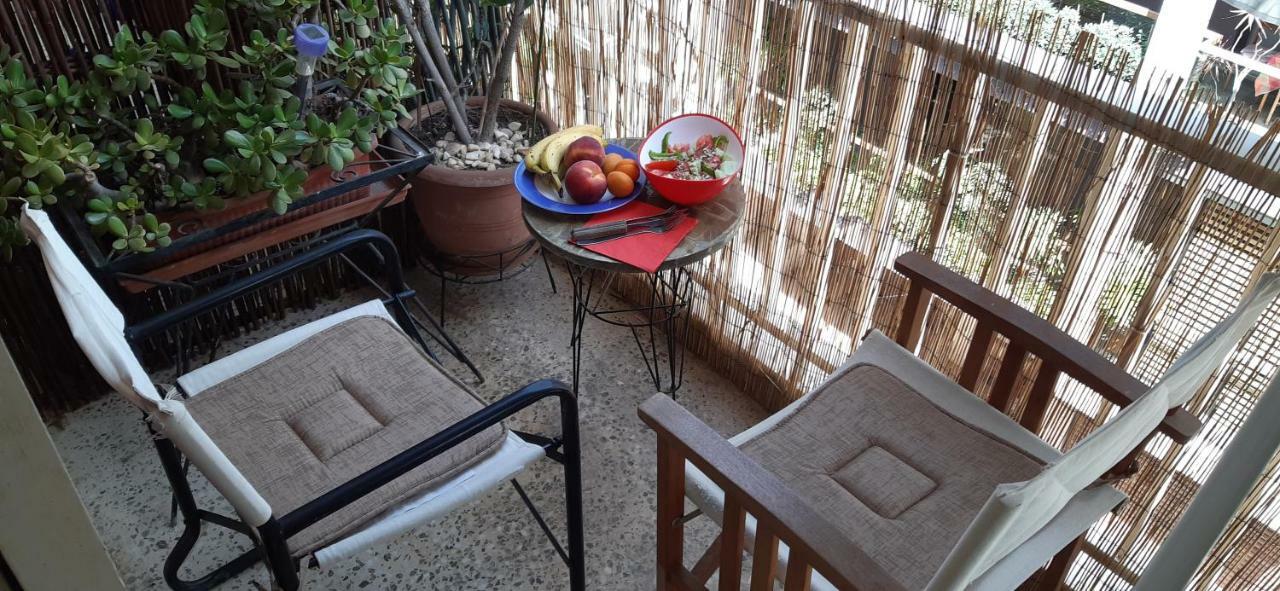 Chryssa - Χρυσα Lägenhet Patras Exteriör bild