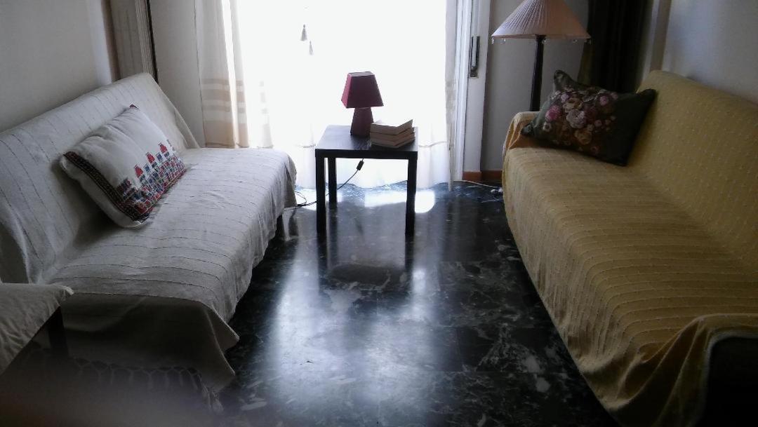 Chryssa - Χρυσα Lägenhet Patras Exteriör bild